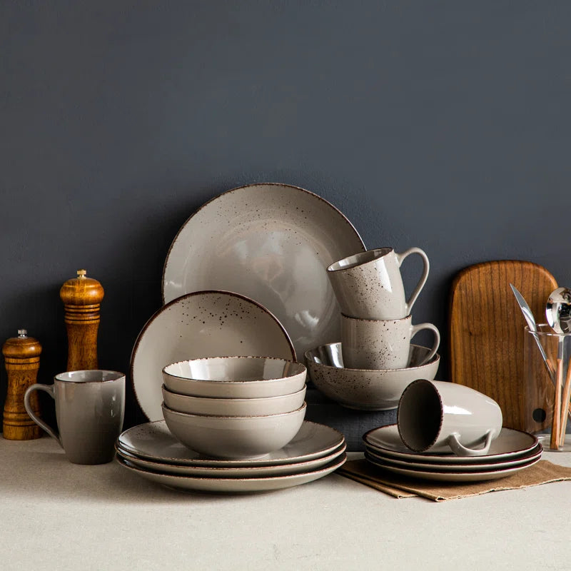 Aagman Dinnerware Set for Four Persons